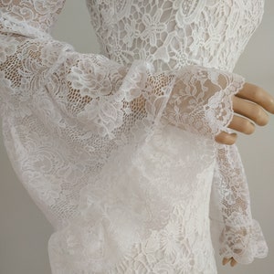 Detachable Bridal White Lace Bell Sleeves- Detachable Sleeves, Off Shoulder Boho Wedding Sleeves, Detachable Lace Sleeves, Gloves