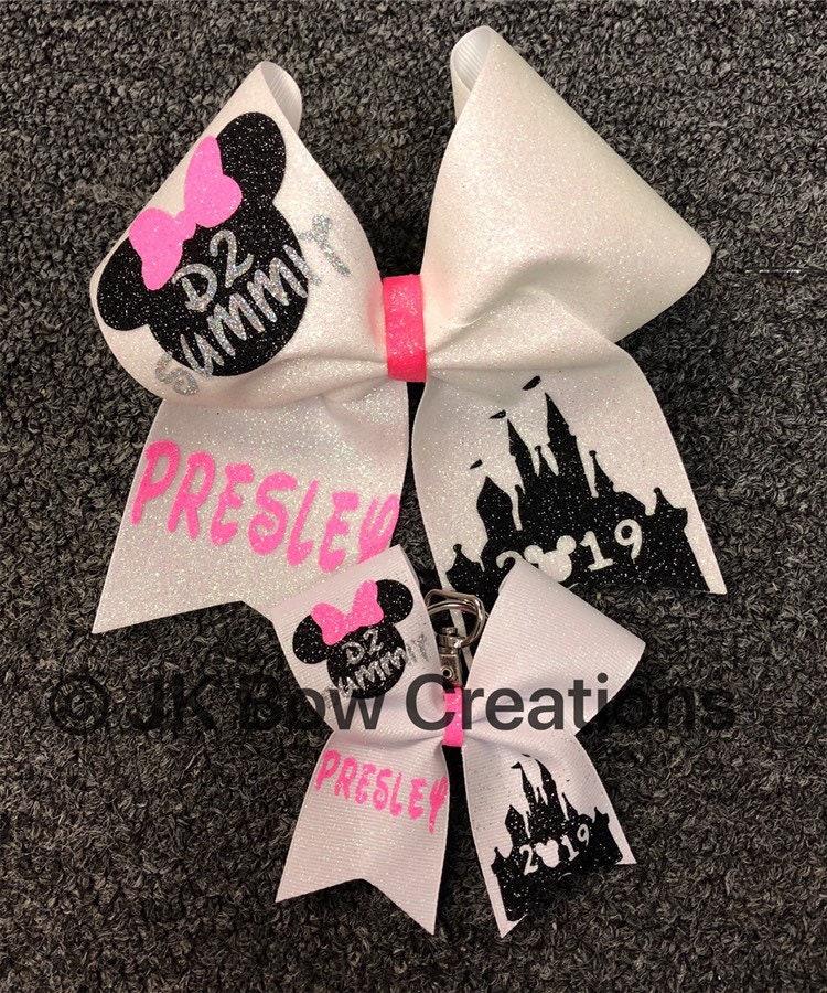 Summit bow and Keychain Set D2 Summit bow and keychain set Quest