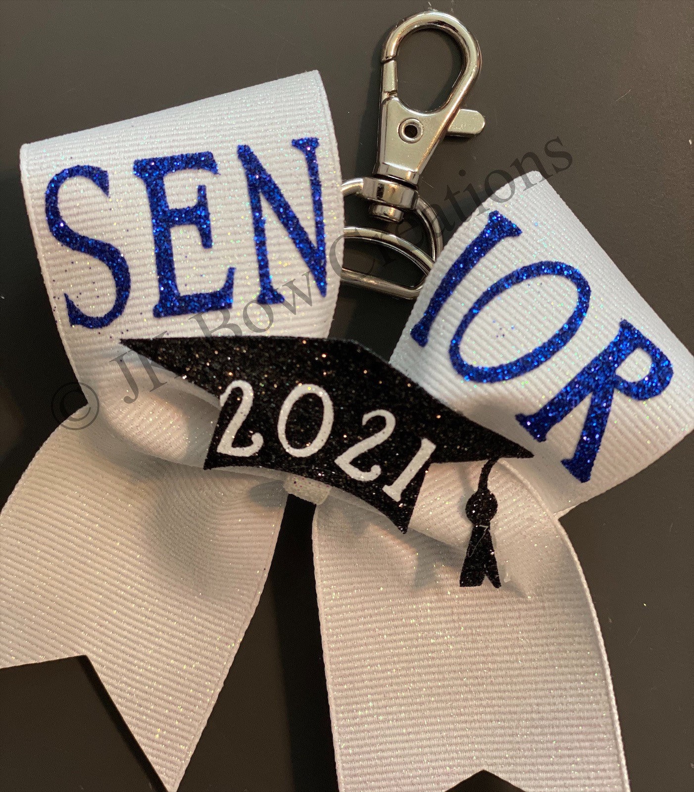 Senior keychain bow - Senior gift - Senior - graduation gift- graduation keychain