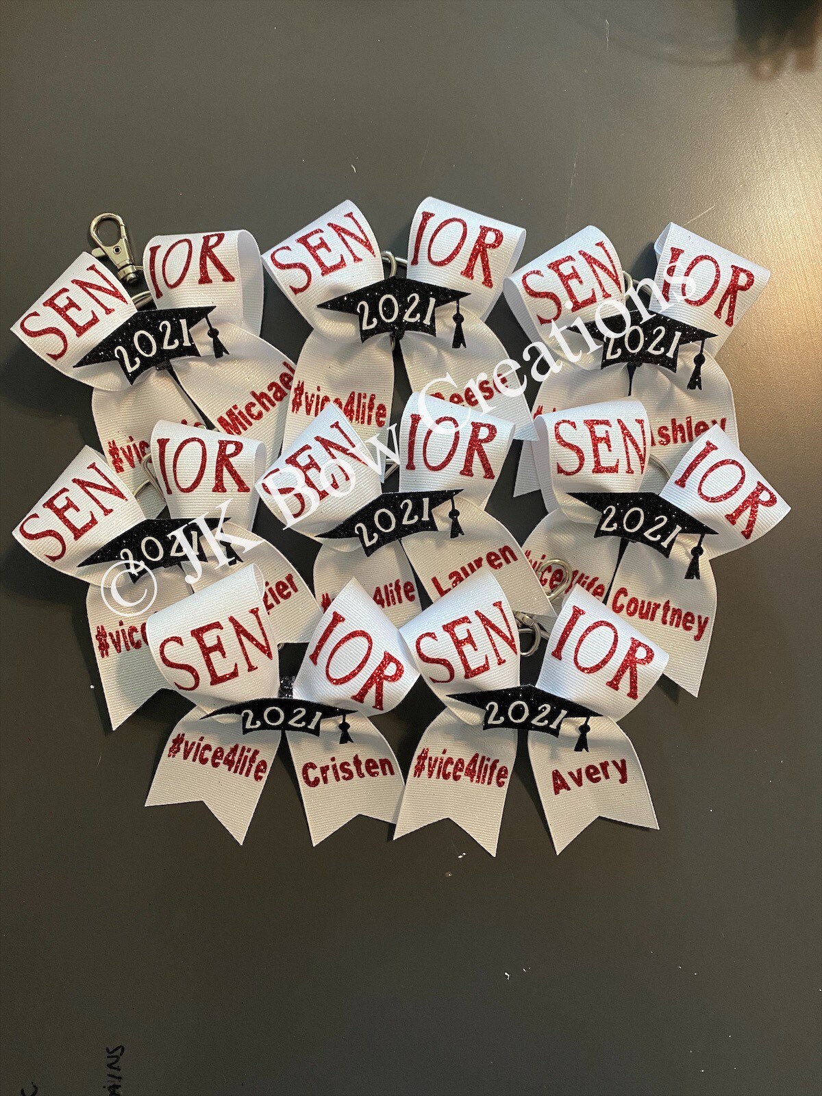 Senior keychain bow - Senior gift - Senior - graduation gift- graduation keychain