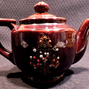 Vintage Mid Century Hand Painted Red Ware Teapot – Floral Dots, Brown Glaze, Japan