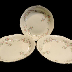 Vintage Homer Laughlin Vintage (Set of 3) Virginia Rose Rimmed 8” Soup Bowls.