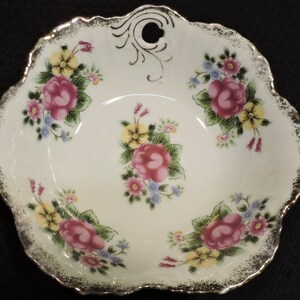 Vintage Trimont Ware, Japan, Porcelain Floral Bowl with Gold Gilded Scalloped Edge and Finger Hole