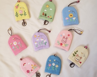 Hand Embroidery key cover. Cute handmade Embroidery key case. Pull-out key case