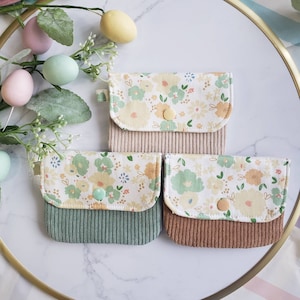 Monedero a presión hecho a mano en dos tonos con flores minimalistas, monedero, pana de algodón, bonito regalo, tarjetero