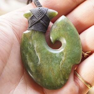 New Zealand Pounamu / Greenstone Fish Hook Pendant