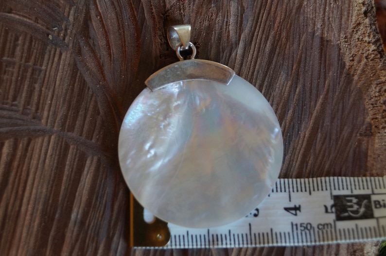 Mother of Pearl Pendant