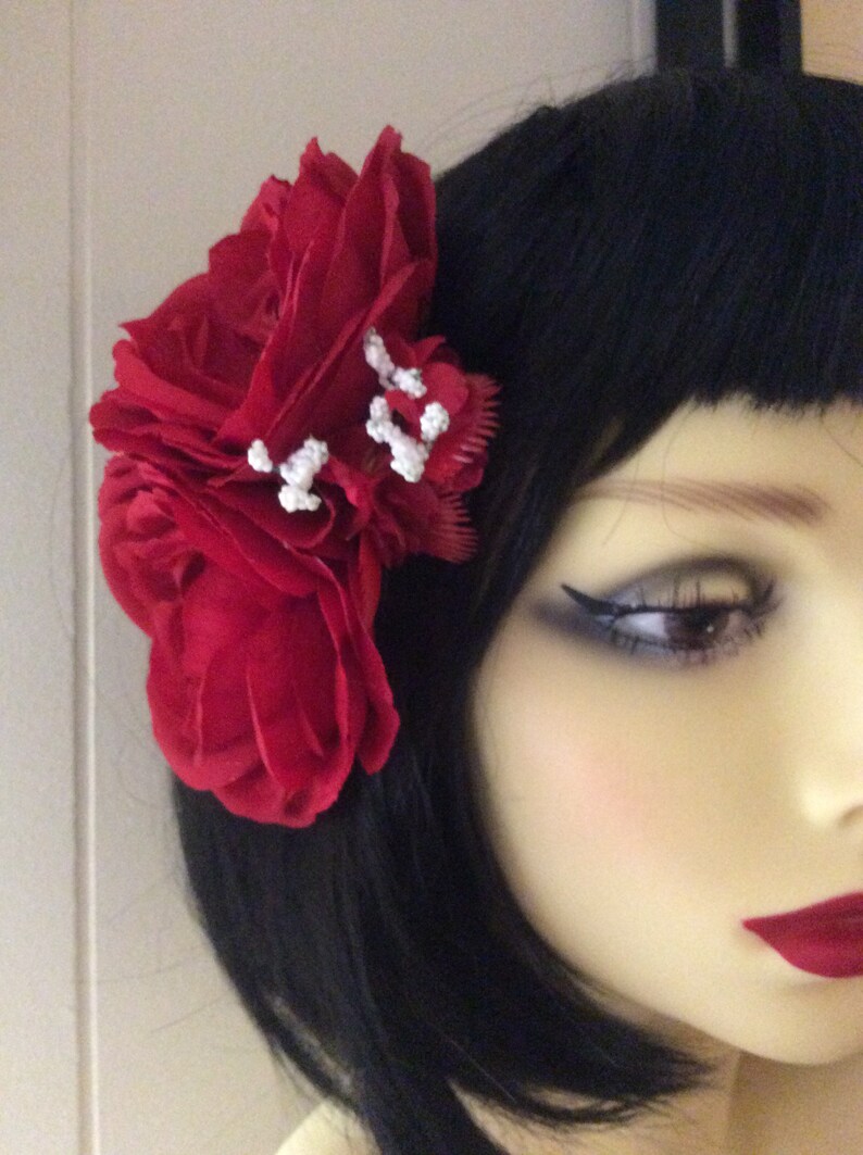 Double Red Rose Rockabilly Pinup Hair Flower Clip VLV