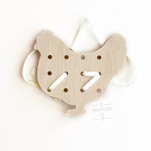 Pollo / Tabla de cordones / Tabla ocupada para niños pequeños / Juguete Montessori / Juguetes Waldorf / Juguete natural