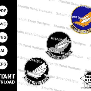 以下が含まれることがあります： 89th攻撃隊のエンブレムの異なる3つのベクターグラフィックのデジタルダウンロード。エンブレムは、黒い円の中に「89th Attack Squadron」という文字が書かれた、スタイリッシュなグレーとホワイトのジェット機を特徴としています。3つのバージョンは、白黒、黒とグレー、青とオレンジです。