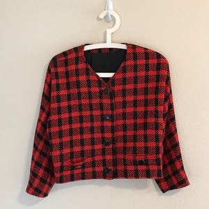 1950&#39;s Black and Red Plaid Cropped Blazer