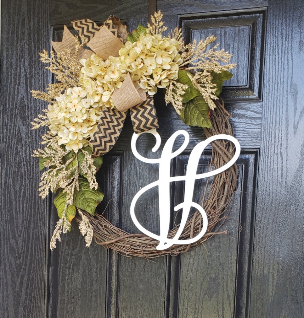 Year Round Wreath for Front Door Housewarming Gift Everyday Hydrangea Wreath with Monogram All Season Grapevine Wreath with Initial