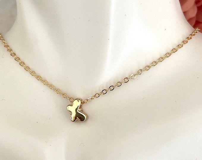 Dainty butterfly necklace, butterfly choker, gold short necklace, minimalist jewelry, gold dainty necklace, simple tiny necklace