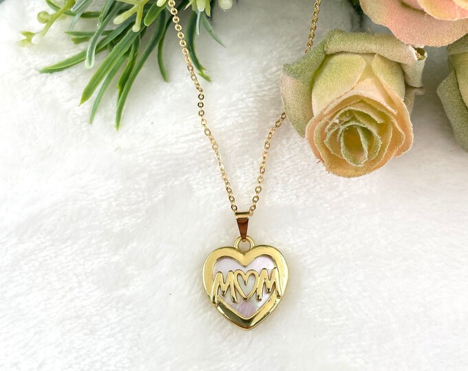 Mom heart necklace, Mothers Day necklace, Birthday gift for mom from daughter, Sentimental mom gift,  Mothers day necklace gift for mom