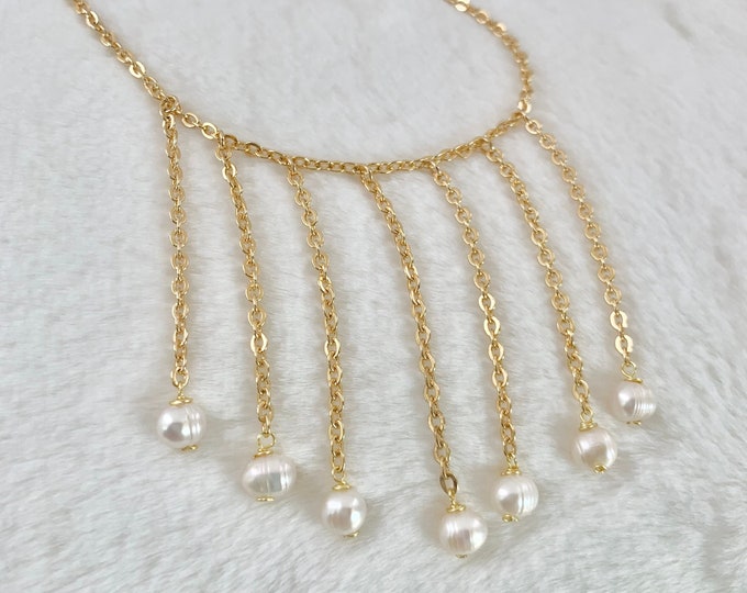 Waterfall necklace, Modern pearl necklace, classic pearl necklace, freshwater white pearl necklace, bridesmaid gift ideas, stylish necklace.
