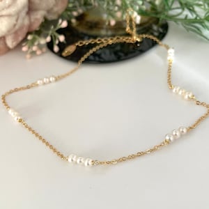 Dainty Pearl Necklace, Pearl Station Necklace, Tiny Pearl Necklace, Bride Necklace, Natural Freshwater Pearl Necklace, Pearl Choker Necklace