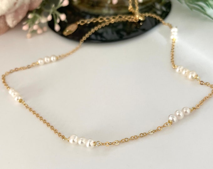 Dainty Pearl Necklace, Pearl Station Necklace, Tiny Pearl Necklace, Bride Necklace, Natural Freshwater Pearl Necklace, Pearl Choker Necklace