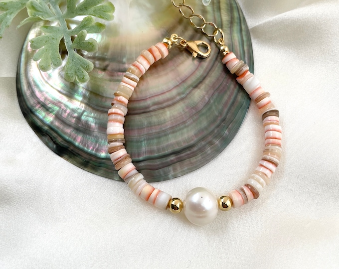 Puka shell bracelet, Pearl shell bracelet, Boho style, Seashell jewelry, Beaded bracelet, Freshwater pearls bracelet, heishi bracelet