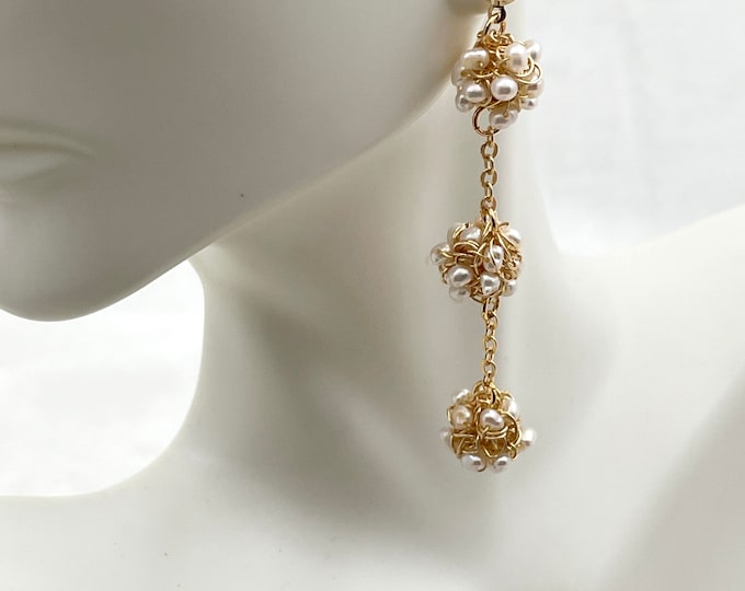 Pearl Chain Earrings, Long Pearl Drop Earrings, Freshwater pearl drop earrings, large pearl drop earrings, bride gift from bridesmaid