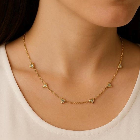14K ネックレス 繊細なゴールドハートステーションネックレス：18Kメッキ、15インチ