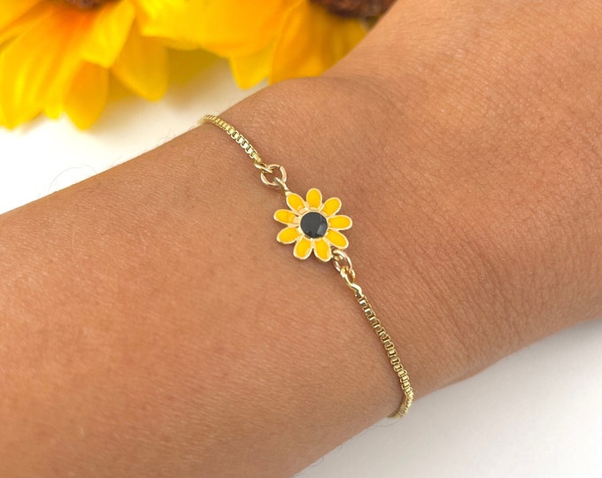 Sunflower bracelet for women, birth flower bracelet, flower bracelet, delicate bracelet gold, sunflower charm bracelet, gold flower bracelet
