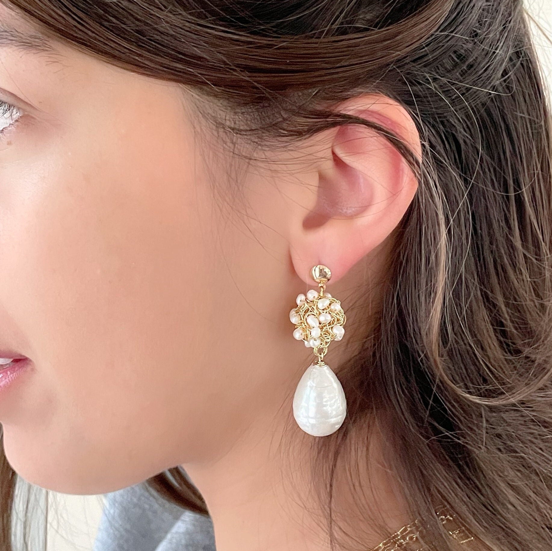 Delicate bridal earrings outlet