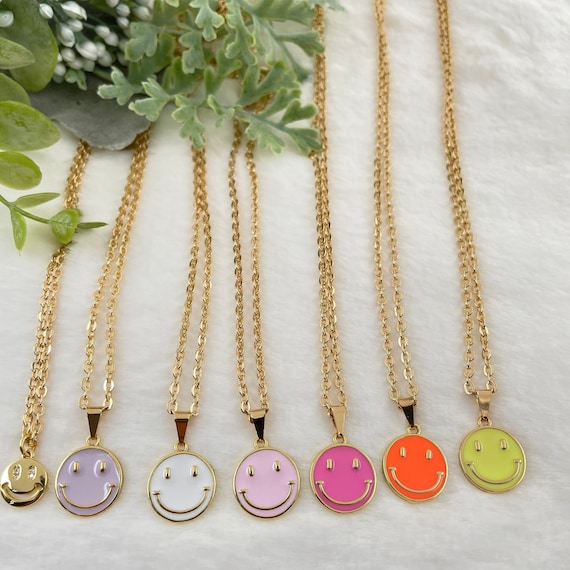Emoji necklace deals