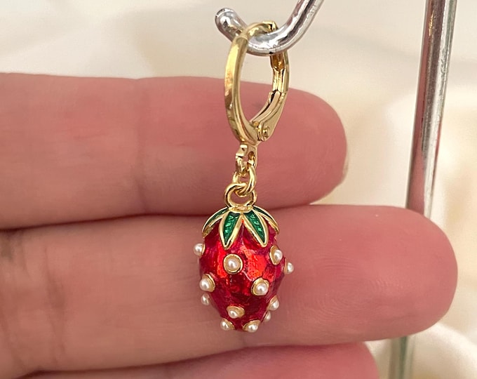 Strawberry Earrings Hoop, Strawberry Earrings, Earrings Dangle Fruit, Fruit Huggie Hoop Earrings, Tiny Strawberry Dangle Earrings, Tiny hoop