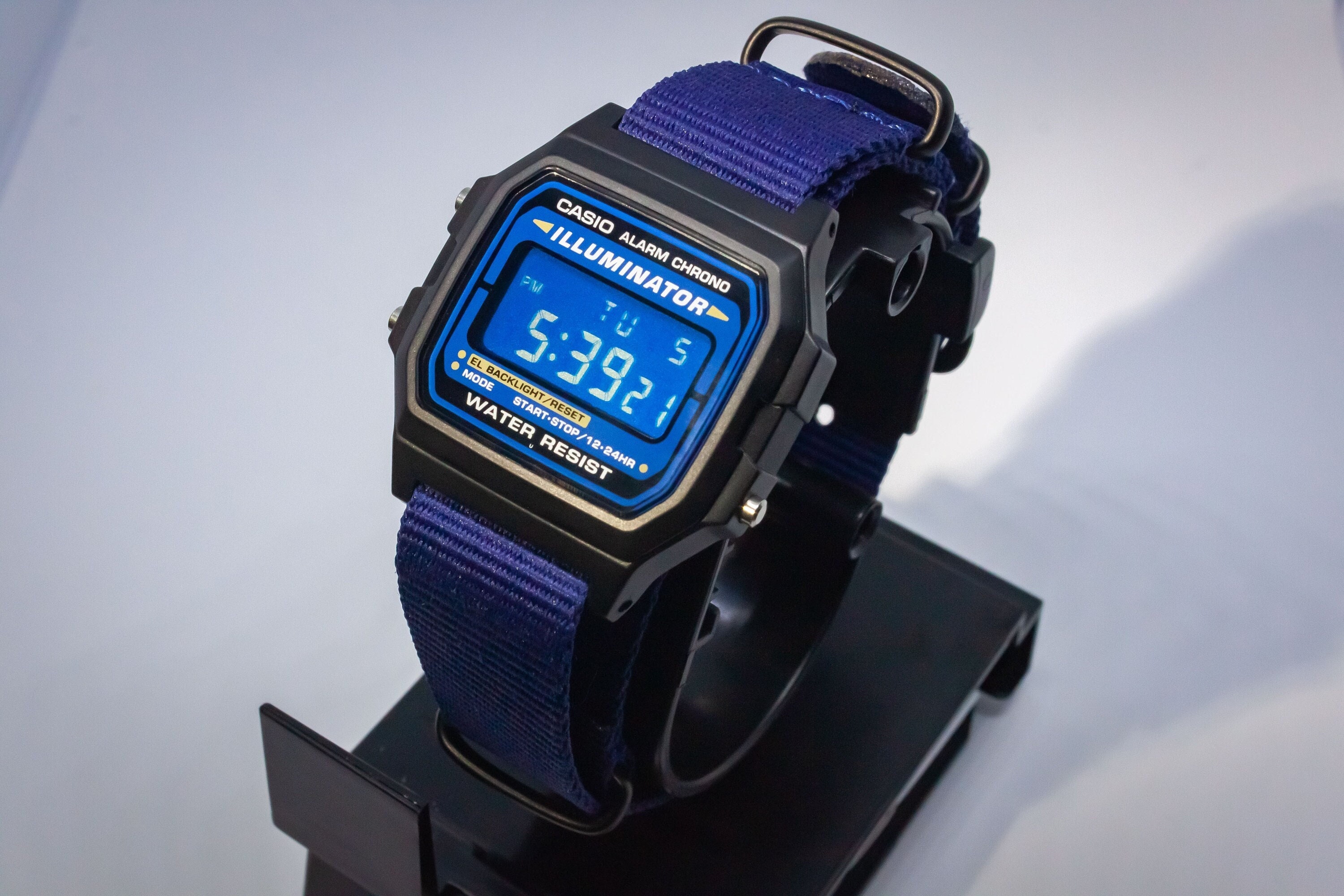 Casio F-105 - Custom Modded Watch w/ Blue Display & NATO