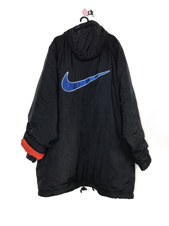 nike big swoosh anorak