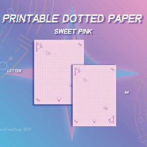 Könnte beinhalten: Druckbares Punktpapier in zwei Größen, Letter und A4, auf rosa Hintergrund. Das Papier ist hellrosa mit einem dezenten Rastermuster. Der Text "Printable Dotted Paper" und "Sweet Pink" befindet sich oben im Bild.