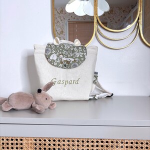 Sac à dos personnalisé pour bébé enfant, sac avec prénom brodé, cadeau pour la maternelle ou crèche, idée cadeau de naissance, thème renard
