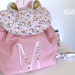 Sac à dos personnalisé pour enfant avec initiale fleurie, sac à dos pour enfant avec tissu fleuri, sac maternelle, idée cadeau naissance