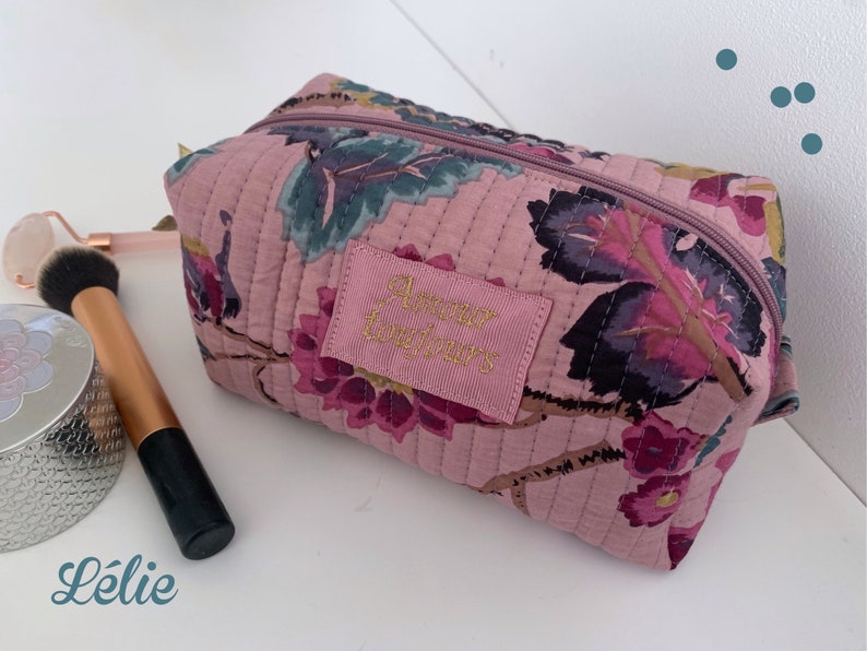 Quilted pencil case with floral pattern in watercolor spirit image 1