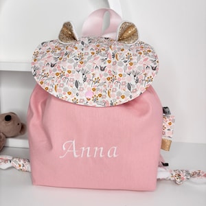 Personalisierter Kinderrucksack mit Blumenmuster, Baby-Mädchen-Geschenk mit goldenen Details, elegante und praktische Kindergartentasche, romantische Babytasche