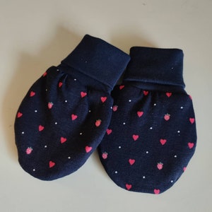 Mittens 68-86 Baby gloves fed girls with hearts and strawberries winter