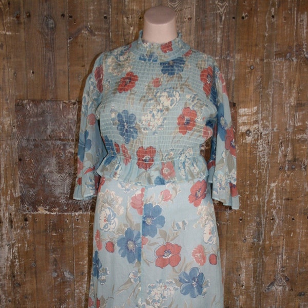 Size 16 70s maxi dress, blue floral muslin prairie dress, ruffle sleeves/ hem