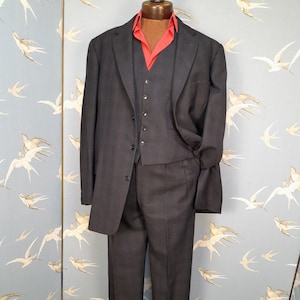 Immaculate vintage 60s mans 3 piece suit, Hector Powe bespoke wool check suit, 40&quot; waist/ 30.5&quot; leg