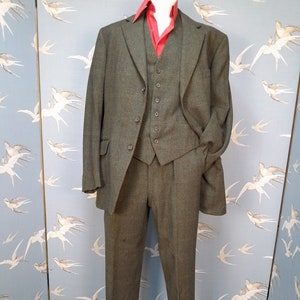 Vintage Moss Bros 3 piece green tweed suit, size 40 L,  34" waist, 33" leg