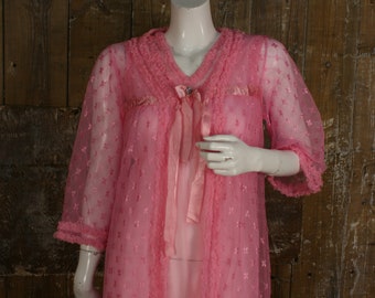 Vintage nylon peignoir/ negligee/ nightdress set, 1960s candy pink, size M- 38" bust/ UK 12