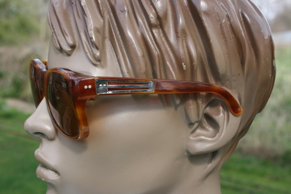 Vintage 70s/ 80s V. Moro Italy designer sunglasse… - image 3