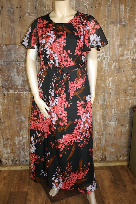 Plus size vintage 70s maxi dress, black/ red wist… - image 2