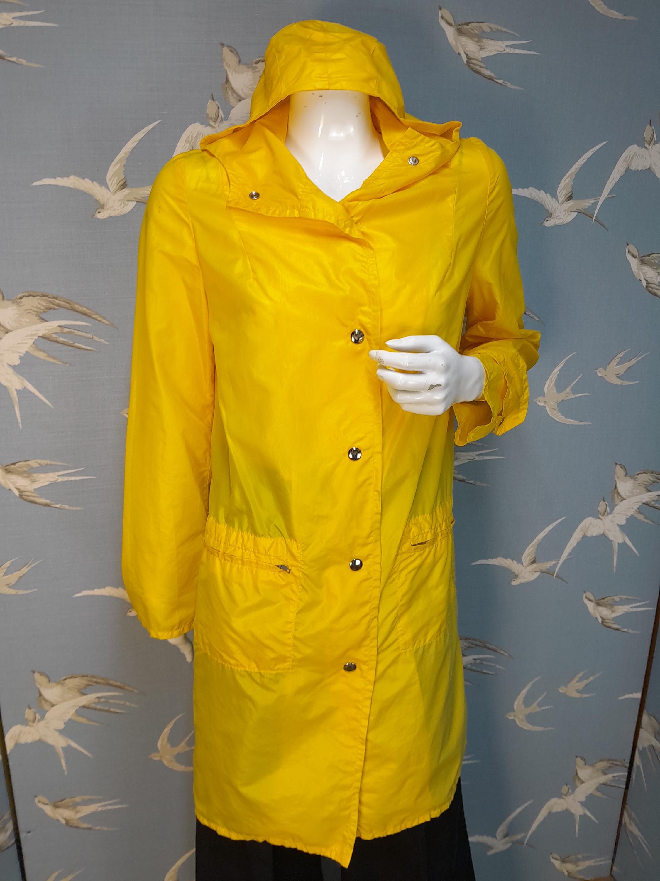 Unlabelled Bus Stop Lee Bender Canary Yellow Folding Raincoat Pac a Mac S UK 10 Etsy UK