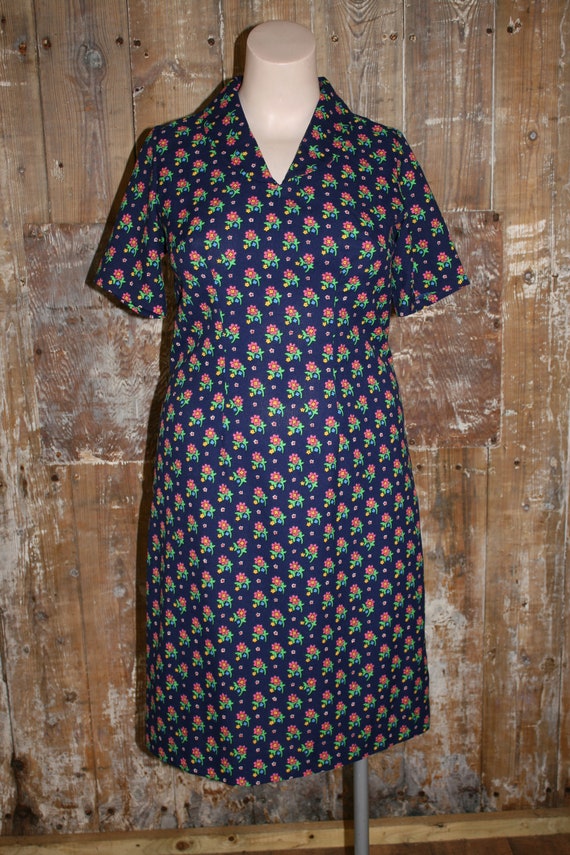 60s floral mod dress, size 14/ 40" bust navy/ pin… - image 2