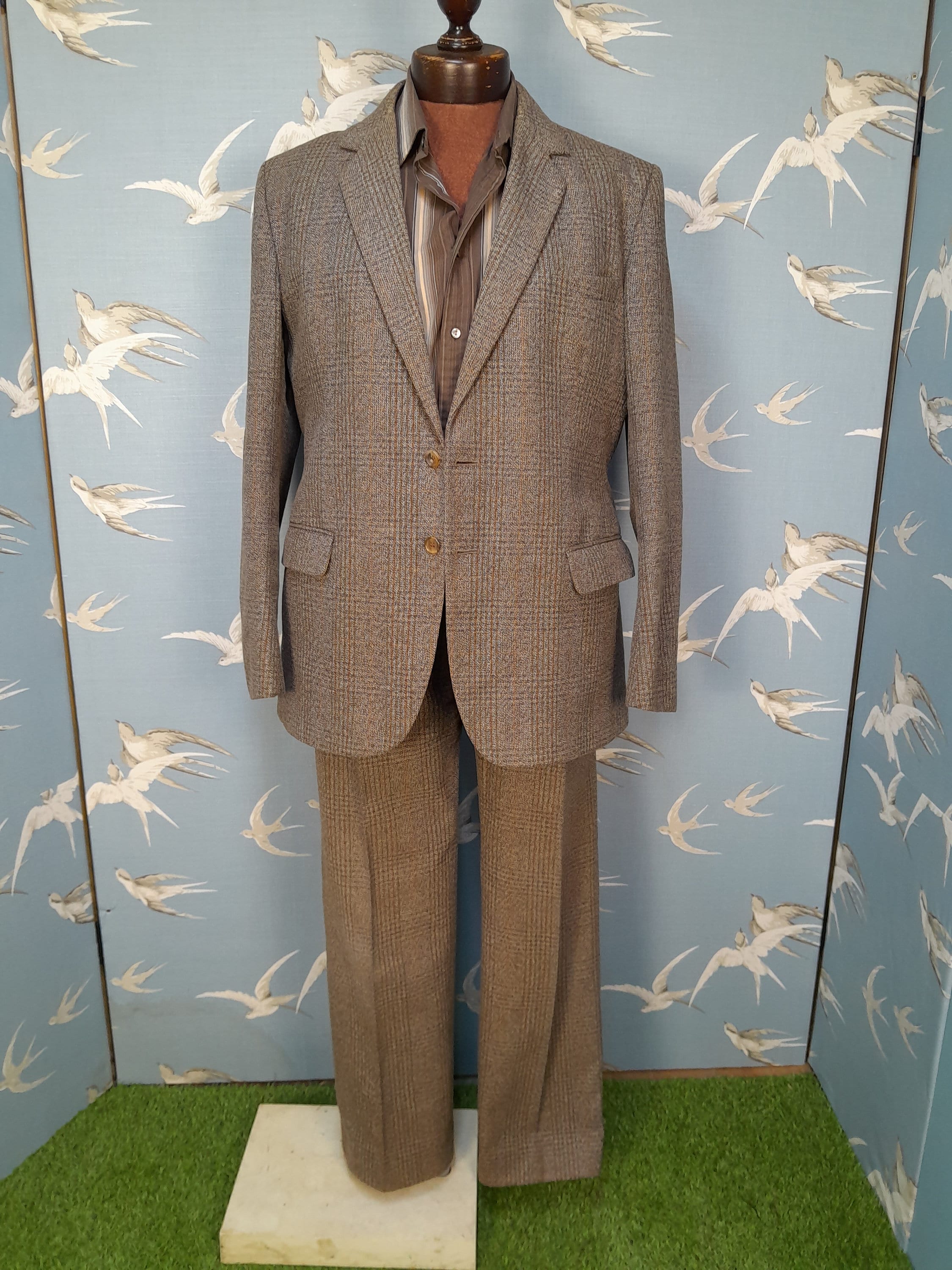 DeliciousTaylormade NEOダンブリズム　Tweed LTD Vintage Thornproof Twist Tweed Suit, Lynton UK, Size 44