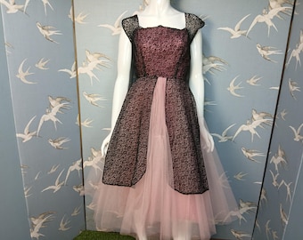 Vintage 1950s prom dress, pink tulle/black  lace puffball ballgown, size 10 UK/ 36" bust.  See ITEM DETAILS for all measurements