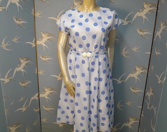 Vintage Trevira Kleid, Größe 42/42, Brustumfang 42 cm.Siehe ARTIKELDETAILS für alle Maße