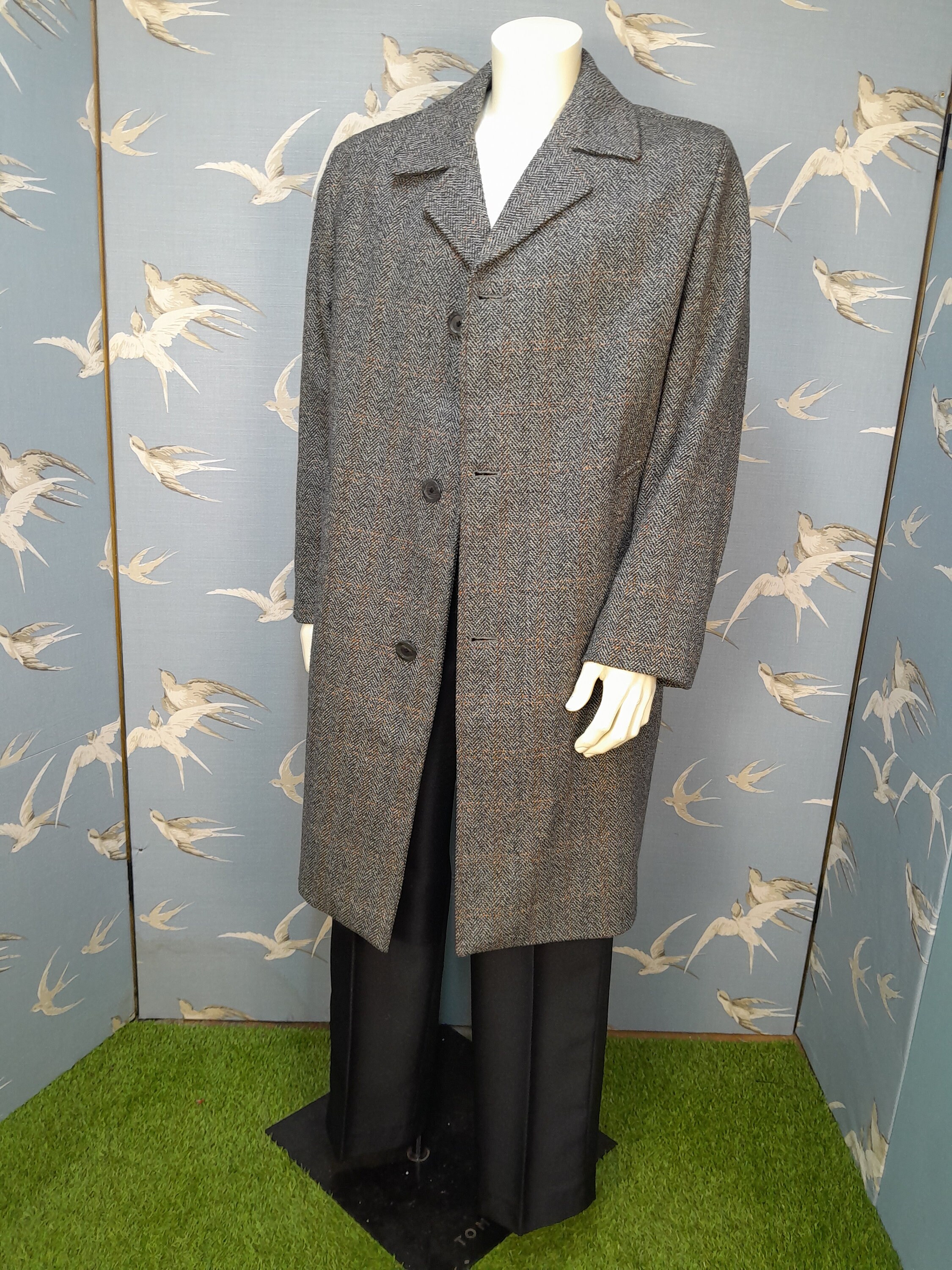 60s〜 German vintage wool tweed coat 46 Vintage Mans 1960s Tweed Overcoat, Cliff Clothes Check Wool Mix