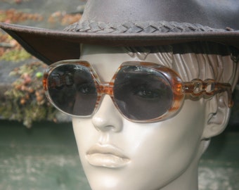 Vintage 1970s oversized sunglasses, tortoiseshell/ mottled beige, open sides, dark glasses