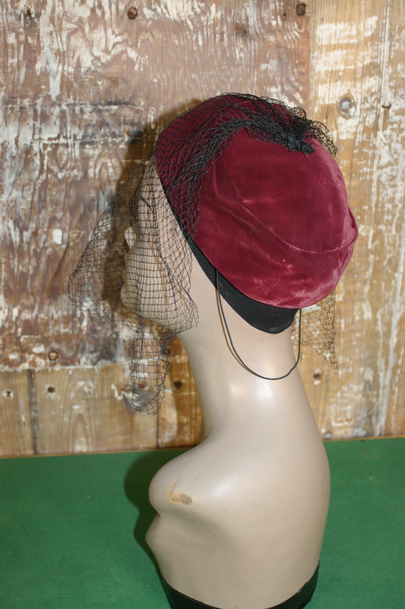 Set of 2 1948 Vintage Fashion Hats 1 Red Pillbox / 1 Black Velvet Vintage 50s Wine Red Velvet Pillbox Hat With Small Black  main image 3